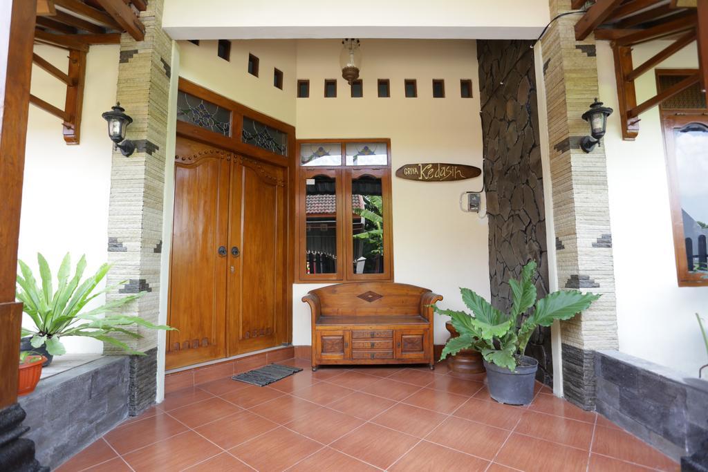 Griya Kedasih Guesthouse Γιογκιακάρτα Εξωτερικό φωτογραφία
