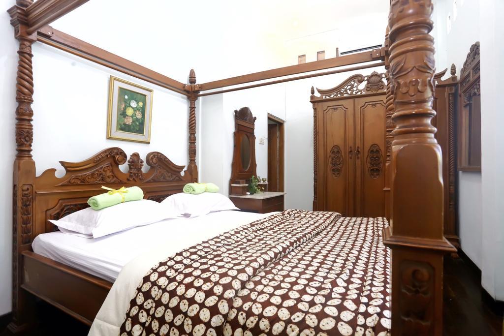 Griya Kedasih Guesthouse Γιογκιακάρτα Εξωτερικό φωτογραφία
